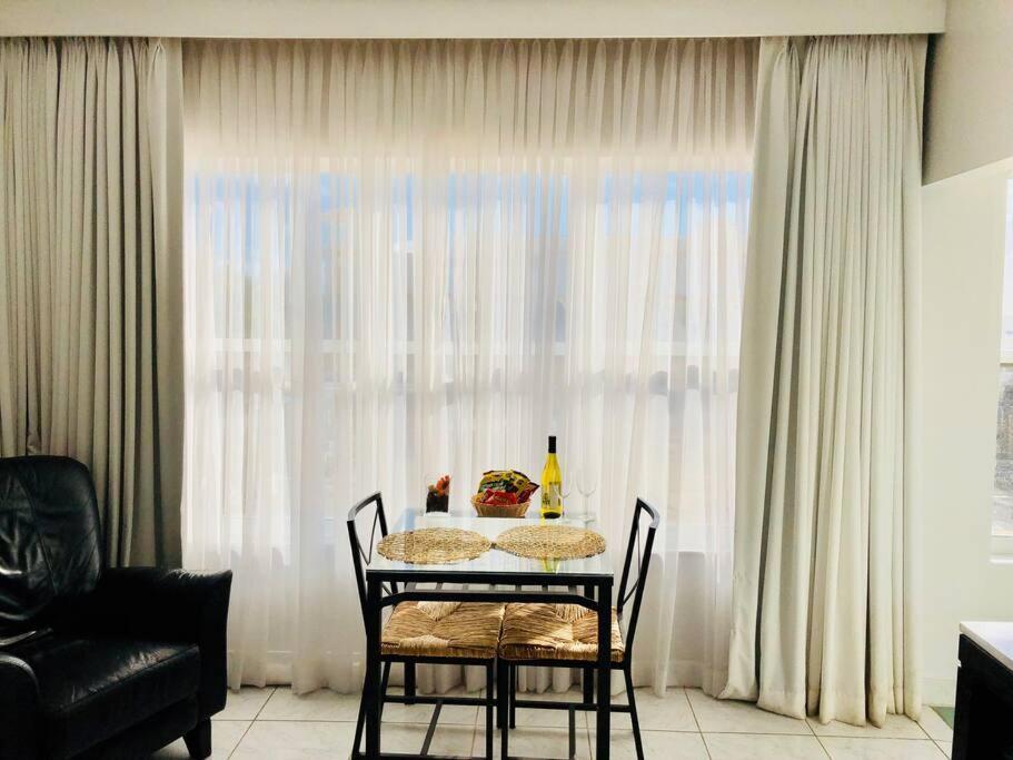 Apartment Right On The Beach! 마이애미 비치 외부 사진