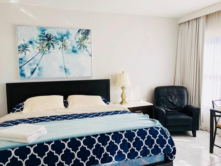 Apartment Right On The Beach! 마이애미 비치 외부 사진